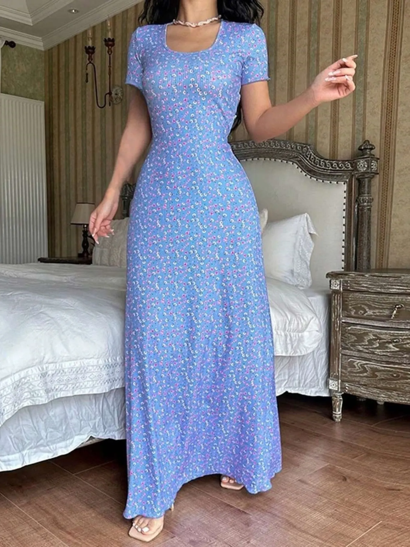 Floral Print Short Sleeve Maxi Dress